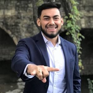 Meet your Posher, Adrian